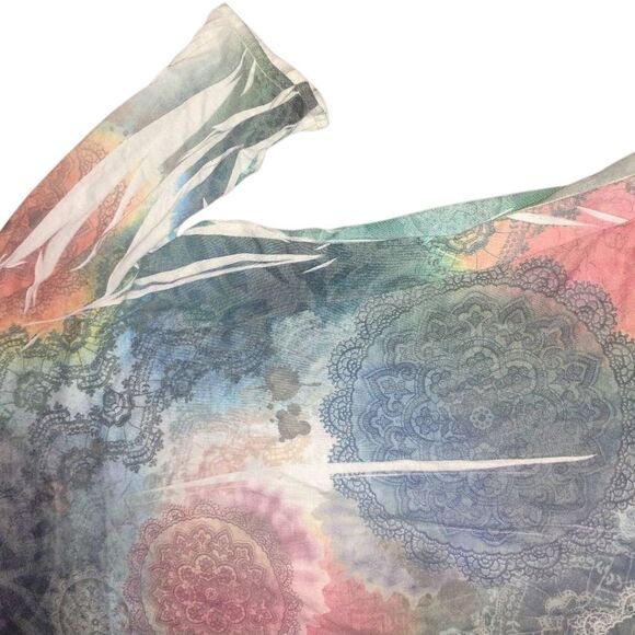 Red and Blue Boxy Graphic T-Shirt - Picture 2 of 9